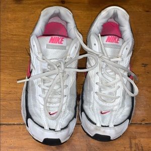 Nike Initiator shoes size 7